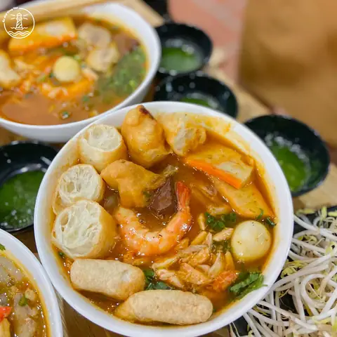 Bánh Canh Ghẹ Quận Nhất Vũng Tàu