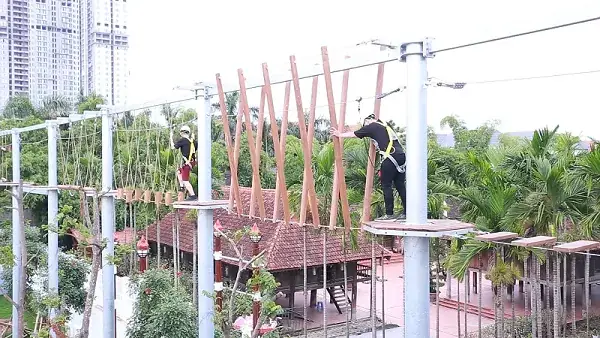 Bước Chân Kỳ Bí – Thiên Đường Bảo Sơn