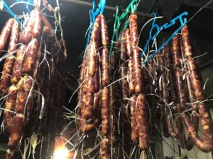 Lạp Sườn Hun Khói, Ngon Vô Đối Của Vùng Tây Bắc - Ảnh 1.
