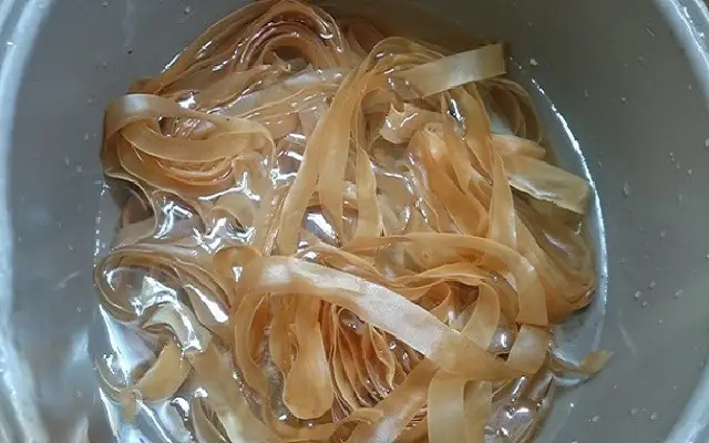 Cách Làm Bánh Đa Trộn Đơn Giản