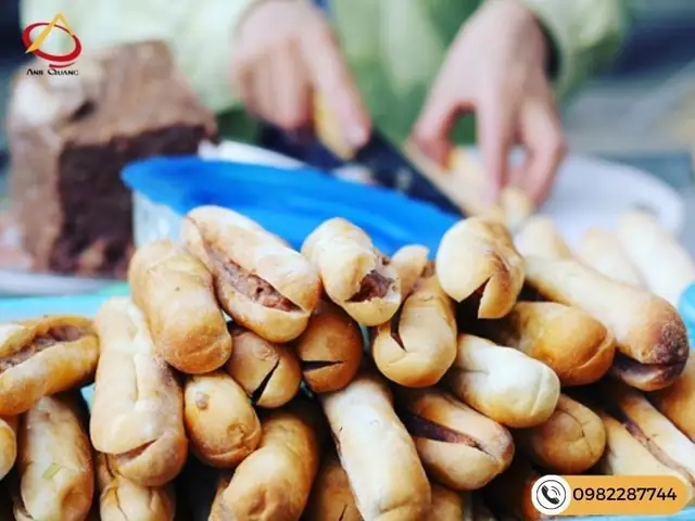 Tiệm Bánh Mì Que Khánh Lạp