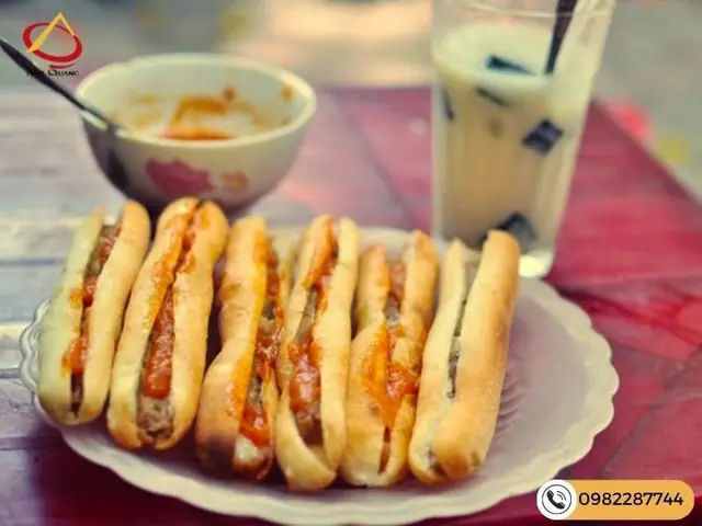 Bánh Mì Que 28 Đinh Tiên Hoàng