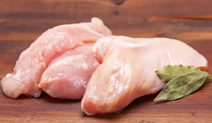 Cách Chọn Mua Ức Gà Tươi Ngon