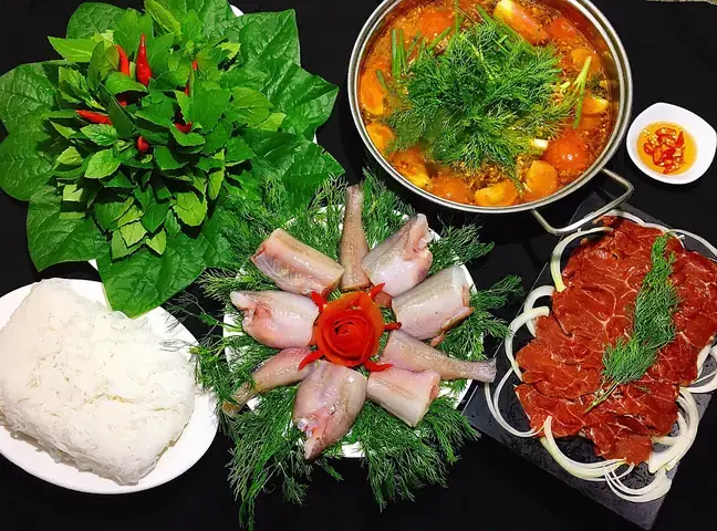 Tại Sao Lẩu Cá Khoai Vũng Tàu Lại Đặc Biệt Hơn Các Loại Lẩu Khác?