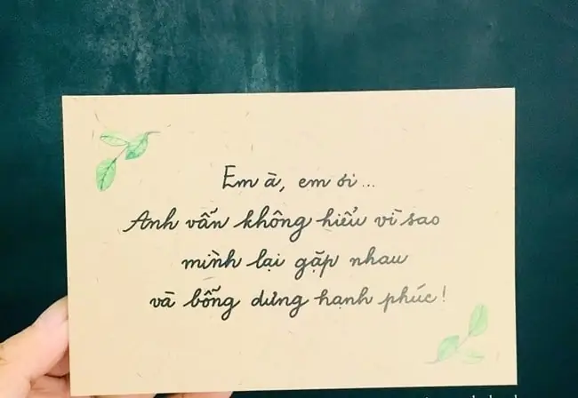 Top 10 Bức Thư Tỏ Tình Hay, Không Bao Giờ Lỗi Thời Và Cách Viết