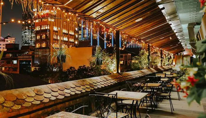 Cà Phê Cô Ba Rooftop - Đồng Khởi Ở Tp. Hcm | Foody.vn Cà Phê Cô Ba Rooftop - Đồng Khởi Ở Tp. Hcm | Foody.vn
