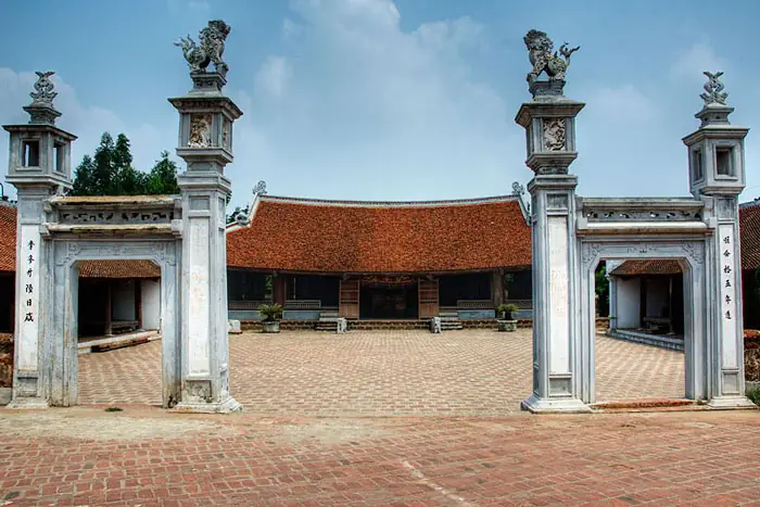 Về Làng Cổ Đường Lâm Để Cảm Nhận Nét Đẹp Thôn Quê Quyến Rũ