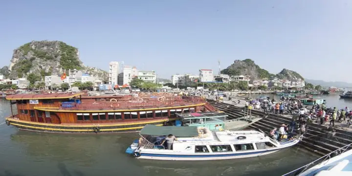 Cảng Cái Rồng Đi Cô Tô