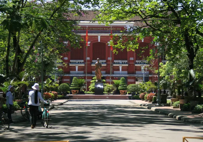 Trường Quốc Học Huế