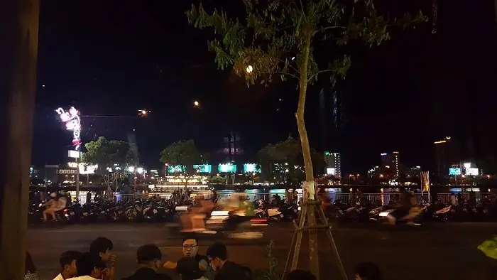 Quán Cafe Gần Cầu Sông Hàn