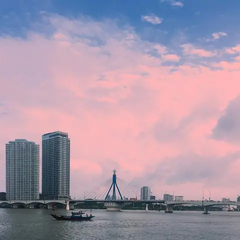 Thời Gian Cầu Sông Hàn Quay