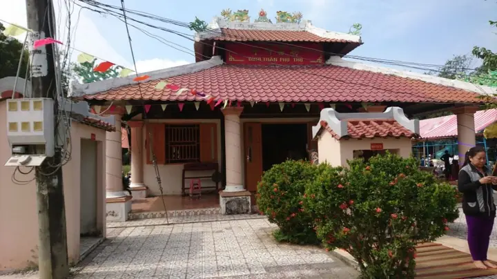 Đôi Điều Về Cụm Đình Ở Phường Phú Thứ - Báo Cần Thơ Online