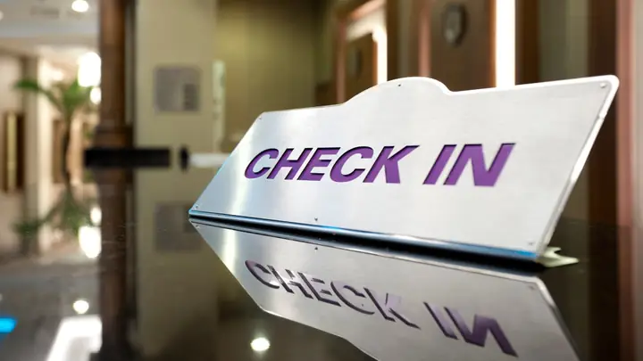 Check In Là Gì? Ý Nghĩa Của Check In Trong Nhiều Ngữ Cảnh