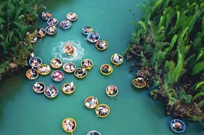 – Rừng Dừa Bảy Mẫu Tiếng Trung Là Gì