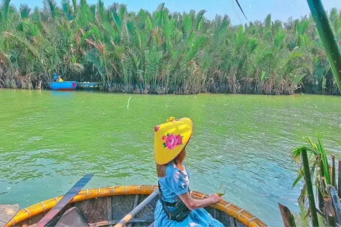 + Cập Nhập Giá Vé Rừng Dừa Bảy Mẫu 2024