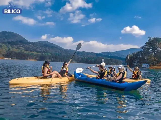 Lưu Ý Khi Chèo Kayak Ở Hồ Tuyền Lâm