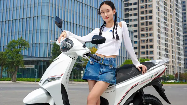 Thuê Xe Máy Điện Hà Nội Blvck Motorbike Rental Uy Tín