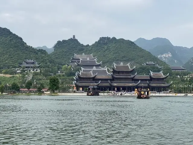 Hiện Diện Tại Tỉnh Hà Nam Không Chỉ Với Dự Án “siêu Chùa” Tam Chúc, Doanh Nghiệp Tư Nhân Xây Dựng Xuân Trường Còn Tham Gia Nhiều Hoạt Động Kinh Tế Khác Với Không Ít Cả "tiếng Và Tăm".