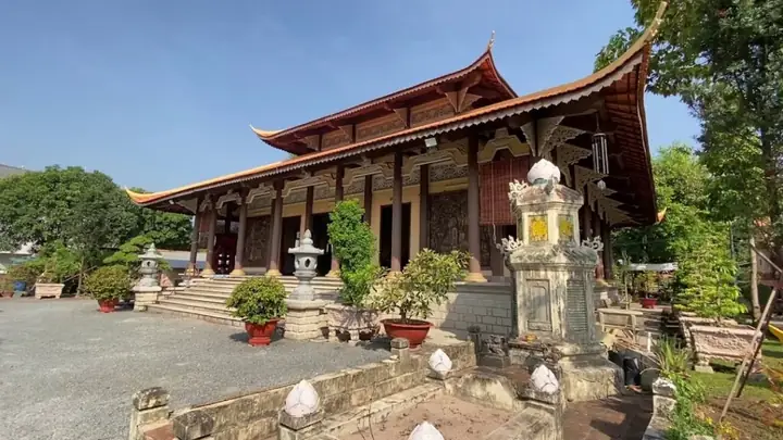Chùa linh thiêng ở Bình Dương và nét đẹp văn hóa tâm linh