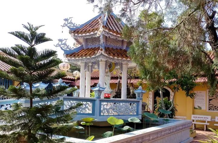 Thăm Chùa Sắc Tứ Tam Bảo Ở Rạch Giá – Kiên Giang