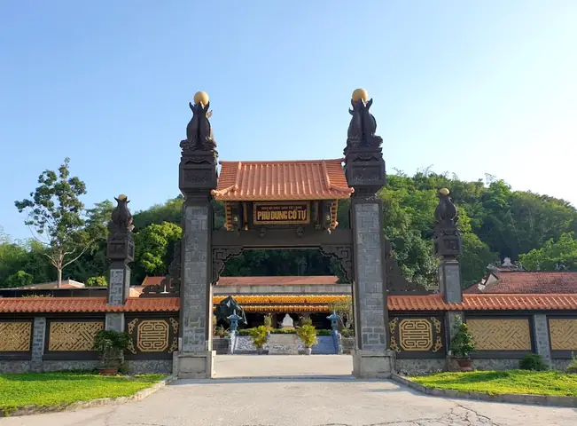 Chùa Phù Dung (chùa Phù Cừ) - Hà Tiên - Kiên Giang Chùa Phù Dung (chùa Phù Cừ) - Hà Tiên - Kiên Giang