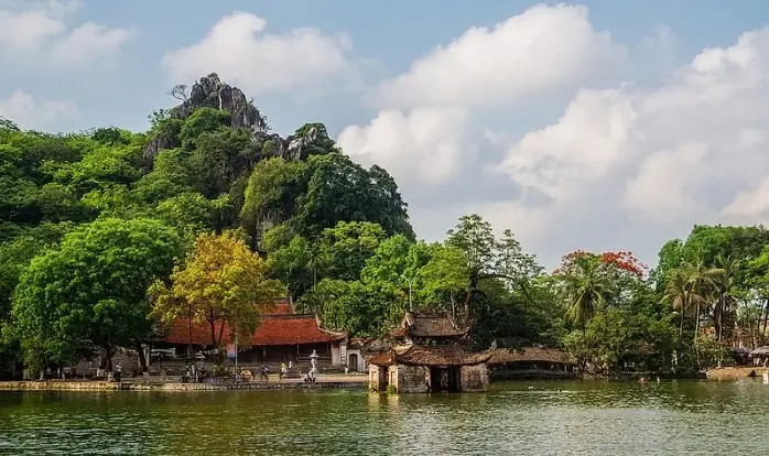 Giới Thiệu Chung Về Chùa Thầy