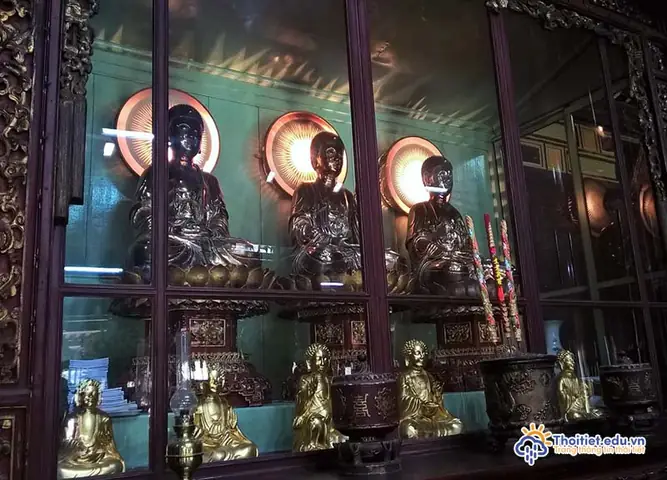 Điện Đại Hùng Chùa Thiên Mụ