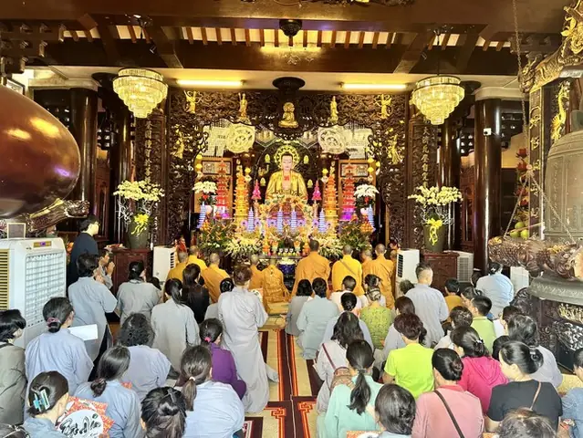 Chùa Trên Đường Nguyễn Văn Trỗi Chùa Trên Đường Nguyễn Văn Trỗi