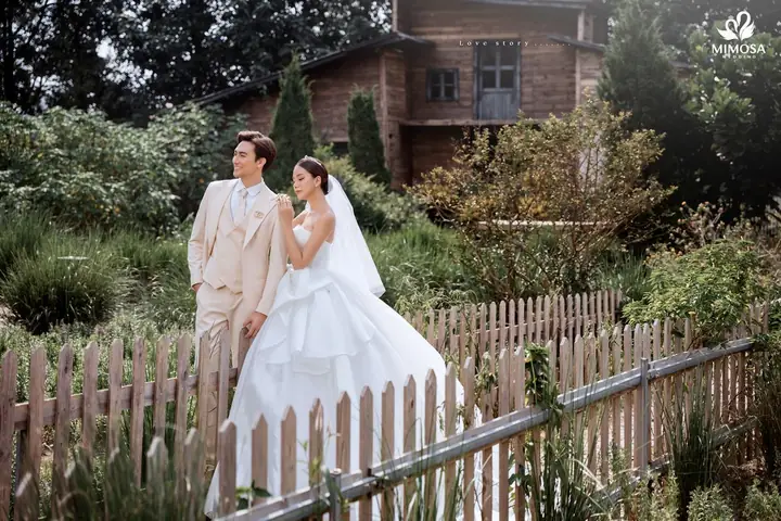 Thời Điểm Đẹp Nhất Để Chụp Ảnh Cưới Tại Công Viên Yên Sở