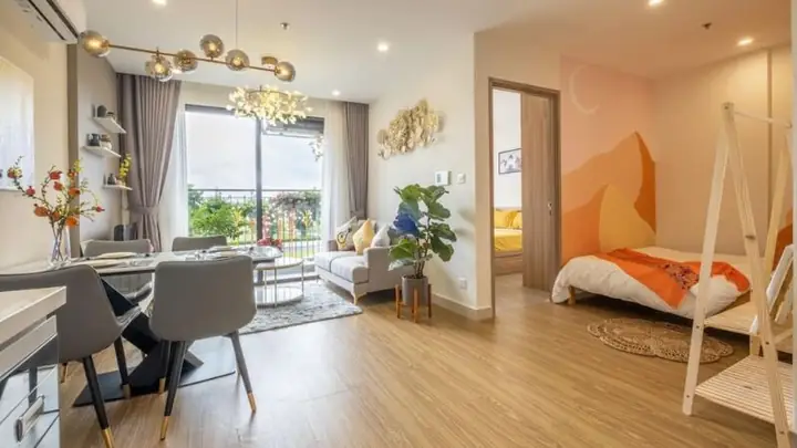 Khách Hàng Có Sở Thích Sống Trong Trung Tâm Nhưng Không Gian Yên Tĩnh