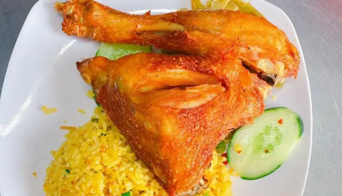 Quán Như Ý - Cơm Gà Xối Mỡ - Hoàng Văn Thụ Ở Lâm Đồng ...