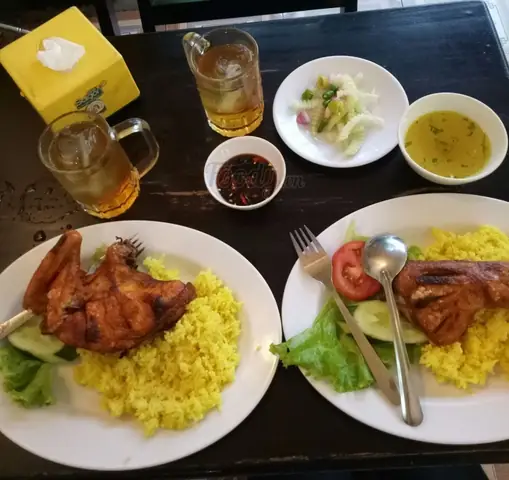 #6. Cơm Gà Hoàng Yến #6. Cơm Gà Hoàng Yến