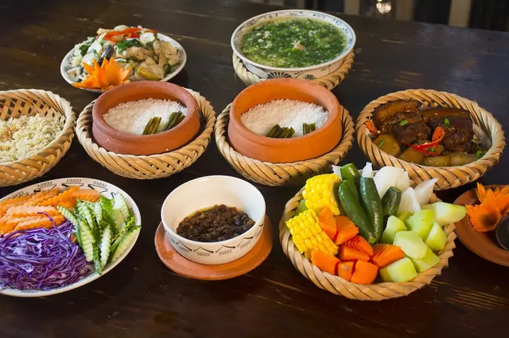 Cơm Niêu Ở Nha Trang Ngon Phải Thử – Quán Nhà Đỏ