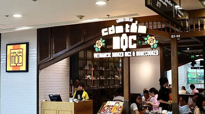 Cơm Tấm Mộc Hồ Chí Minh: Địa Chỉ Ăn Uống Được Yêu Thích