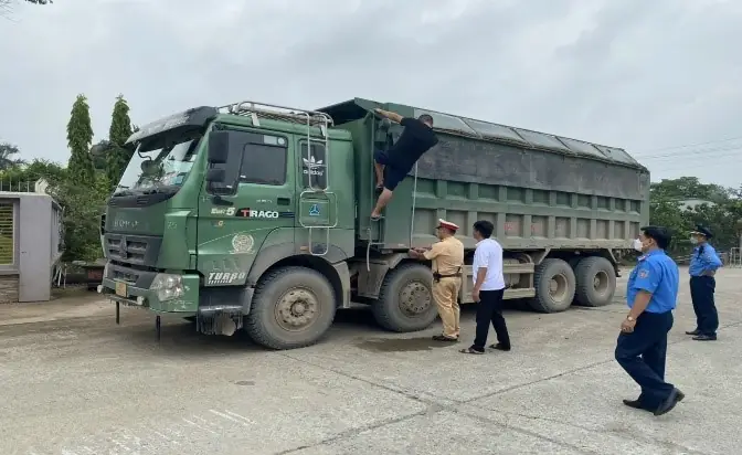 Công An Huyện Ba Vì Tăng Cường Tuần Tra, Kiểm Soát Xử Lý Các Hành ...