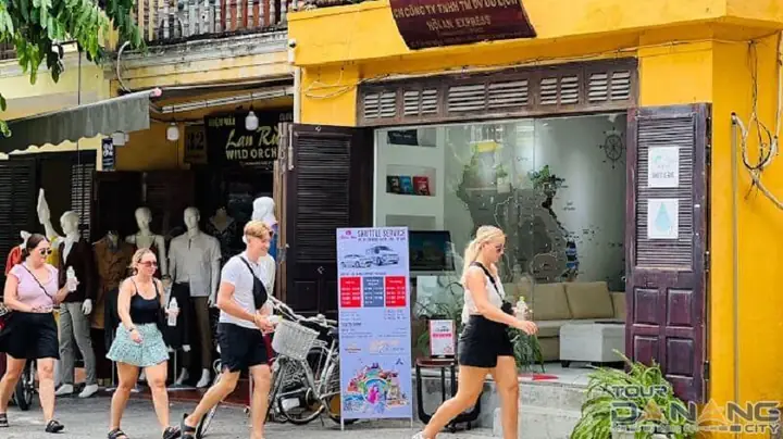 Các Dịch Vụ Cung Cấp Và Mức Giá Ra Sao?