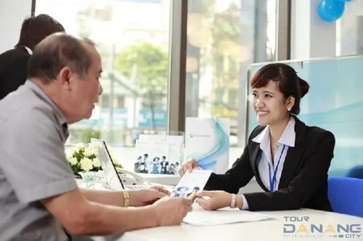 Phong Cách Phục Vụ Và Dịch Vụ Chăm Sóc Khách Hàng Thế Nào