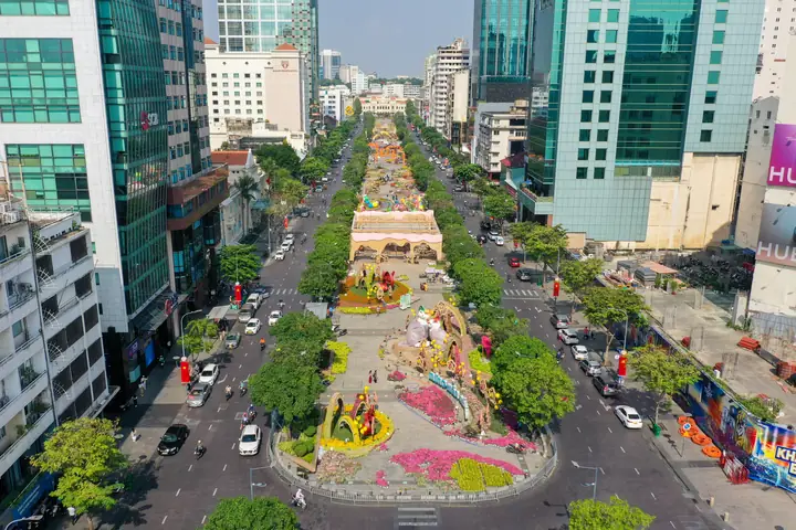 Một Số Điểm Du Lịch Gần Công Viên Lê Văn Tám