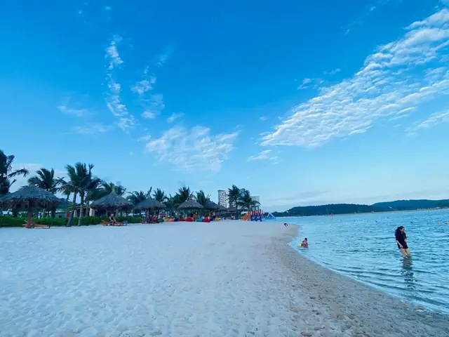 Những Khu Vực Hấp Dẫn Tại Công Viên Đồi Rồng