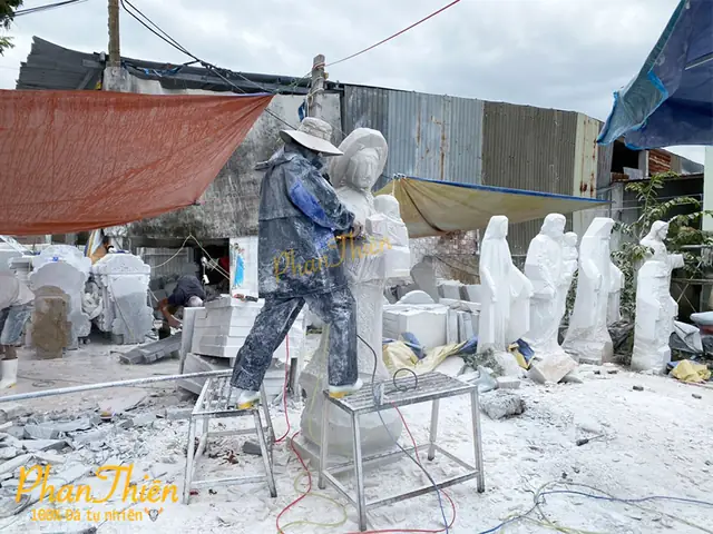 >> Tham Quan Làng Đá Mỹ Nghệ Non Nước Đà Nẵng Dưới Chân Núi Ngũ Hành Sơn