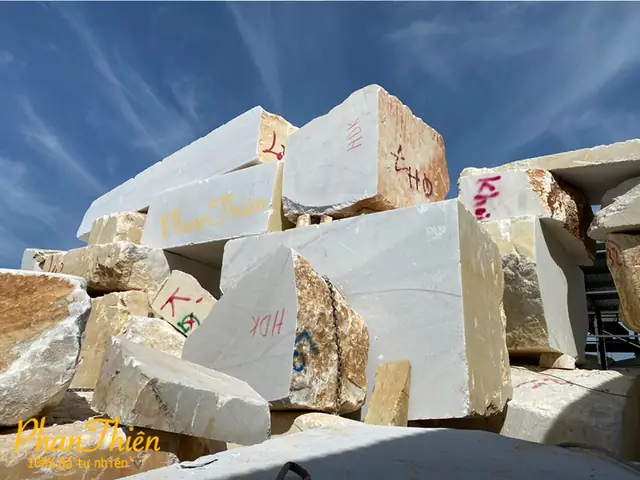 >> Tham Quan Làng Đá Mỹ Nghệ Non Nước Đà Nẵng Dưới Chân Núi Ngũ Hành Sơn