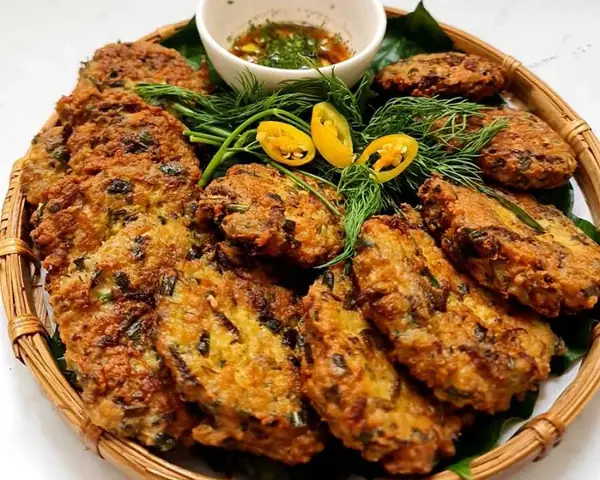 Chả Rươi Đông Triều – Món Ăn Hấp Dẫn Theo Mùa