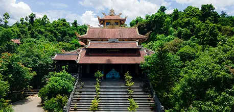Danh Sách 18 Ngôi Chùa Huế Đẹp Cổ Kính, Linh Thiêng Thu Hút Du Khách