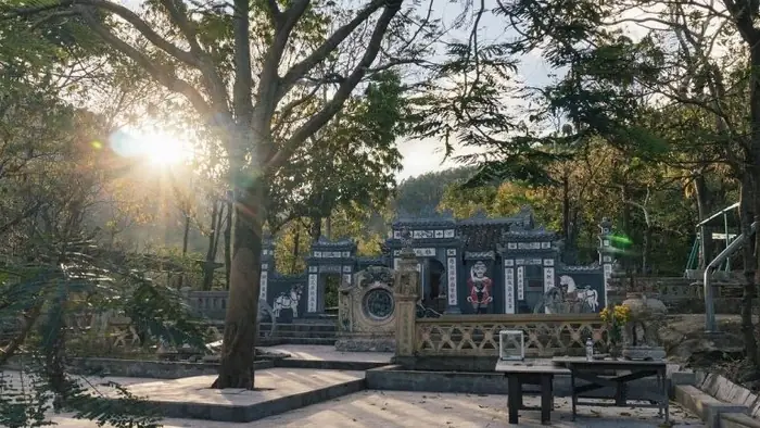 Đền Thờ Mẫu Liễu Hạnh Ở Hà Nội Có Quan Trọng Như Thế Nào?
