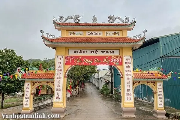 Đền Thờ Mẫu Liễu Hạnh Ở Hà Nội Có Quan Trọng Như Thế Nào?