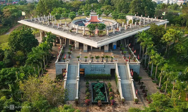 Ngôi Đền Thờ Vua Hùng Ở Sài Gòn