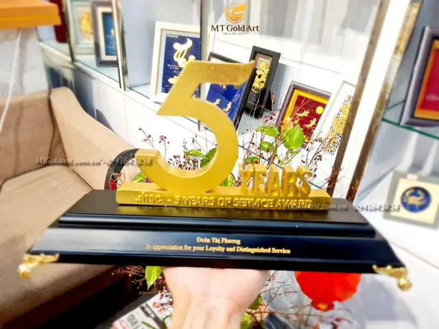 Quà Tặng Kỷ Niệm Thành Lập Công Ty: Mách Nhỏ 37+ Món Quà Ý Nghĩa ... Quà Tặng Kỷ Niệm Thành Lập Công Ty: Mách Nhỏ 37+ Món Quà Ý Nghĩa ...