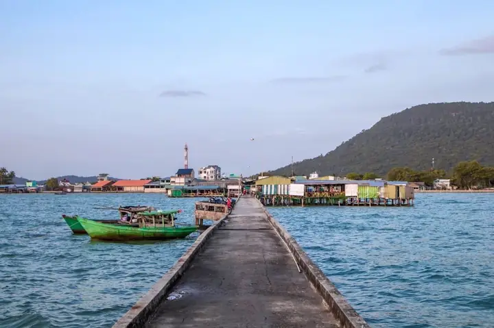 Làng Chài Hàm Ninh