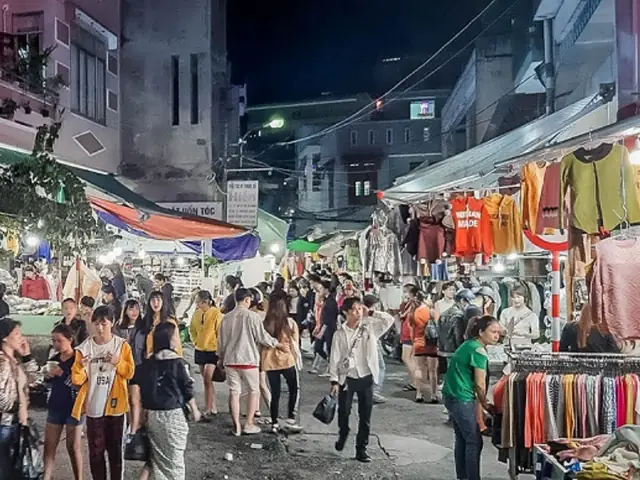 Chợ Đêm Lê Duẩn - Địa Điểm Ăn Chơi Đà Nẵng Chợ Đêm Lê Duẩn - Địa Điểm Ăn Chơi Đà Nẵng