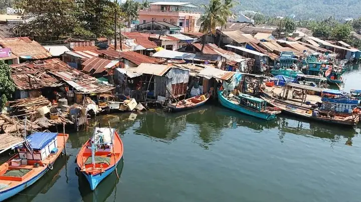 Làng Chài Hàm Ninh